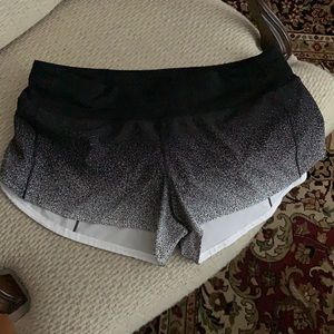 Lululemon Speed Up Short 2.5 inch